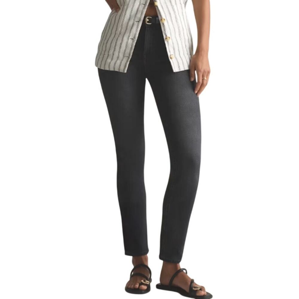 Quince Women's Luna Stretch Slim Straight Jeans Faded Black Sz 26/28 Preppy Y2K